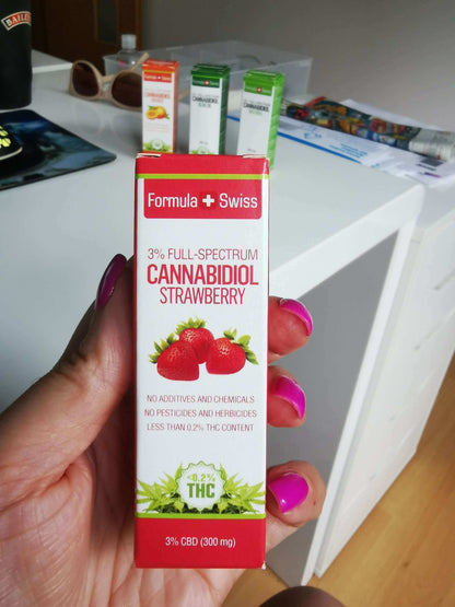 Formula Swiss Huile de CBD biologique dans l'huile de fraise
